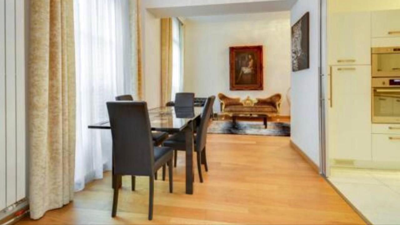 21A Marechal Foch Avenue Paris Champs-Elysees Luaran gambar